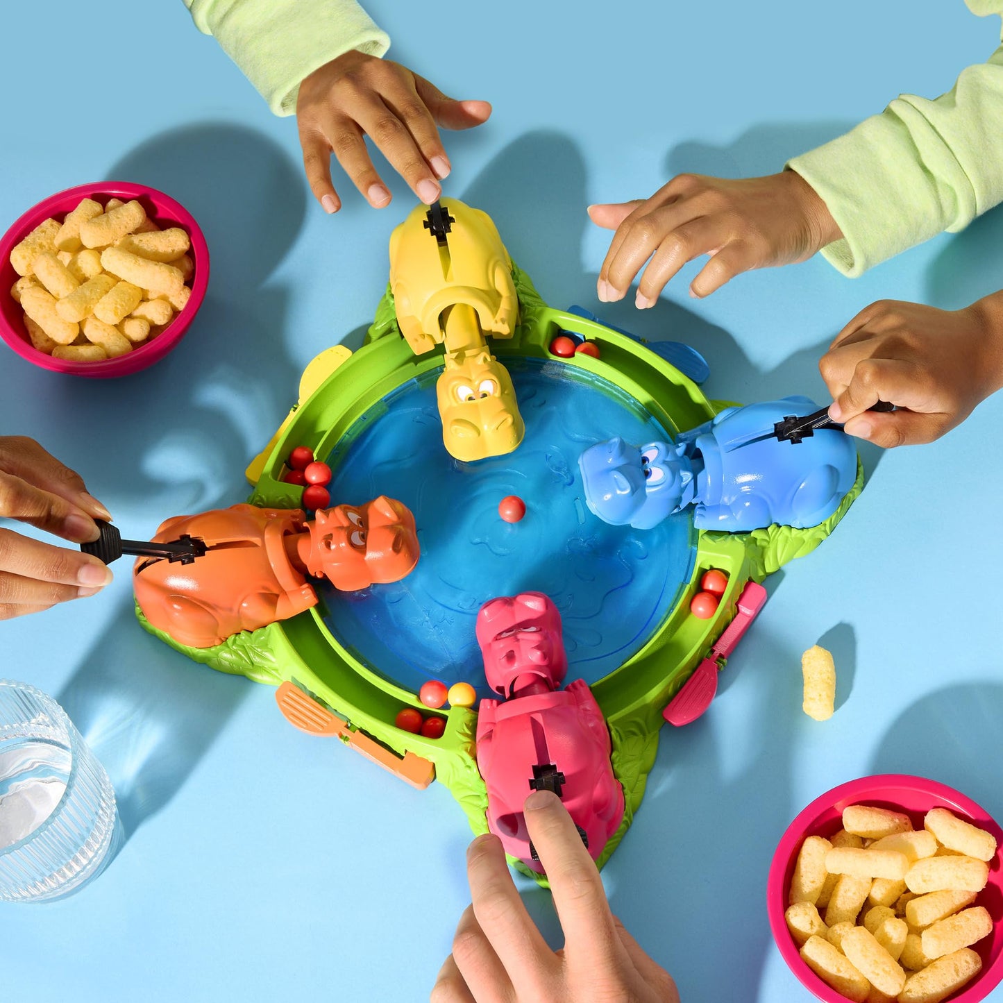 Hungry Hungry Hippos Game for Preschoolers | with Instant Marble Relaunch, Easy Set-Up & Storage| Ages 4 and Up | for 2 to 4 Players | Kids Games (English & French) Hasbro