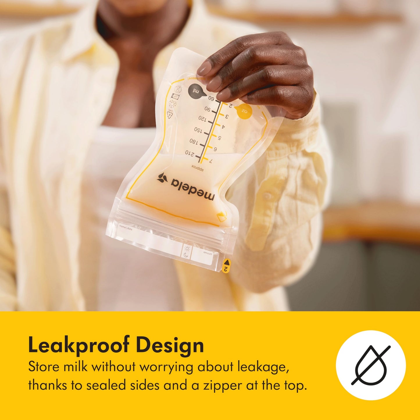 Medela Easy Pour Disposable Breast Milk Storage Bags, 7 oz/210 ml Capacity, Leakproof Design with Milk Protection, Made Without BPA, Pack of 200