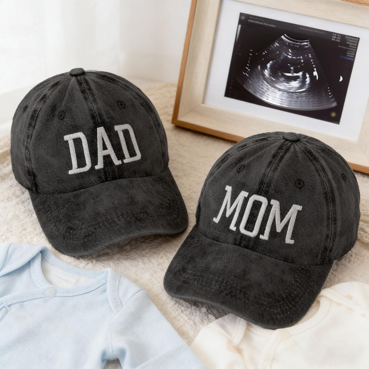 Moyel Mom and Dad Hats Pregnancy Announcement Parents Gifts 🍁 All In One Marketplace Canada