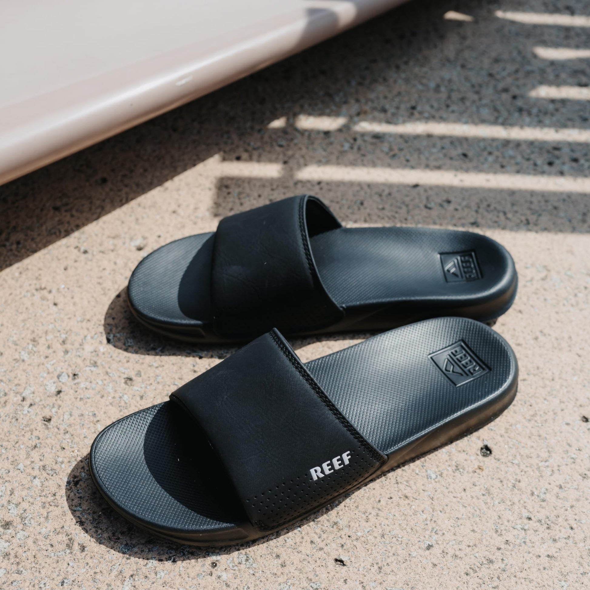 Reef Men's Reef One Slide Slides Black, Size 11M REEF