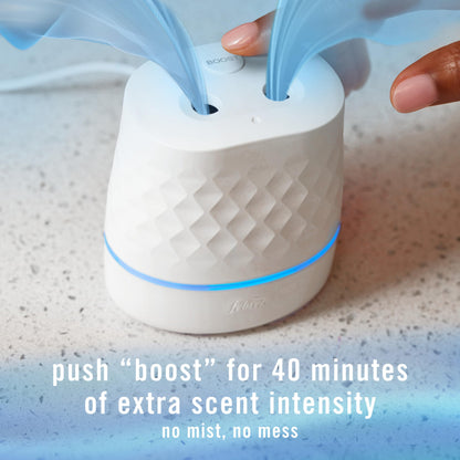 Febreze PLUG Scent Booster Starter Kit, White, Oil Diffuser, Air Freshener Plug In, Continuous Scent Device + 1 Gain Original Refill
