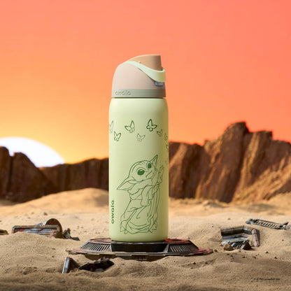 Star Wars Owala FreeSip Insulated Stainless Steel Water Bottle with Straw, BPA-Free Sports Water Bottle, Great for Travel, 32 Oz, GroGu Owala