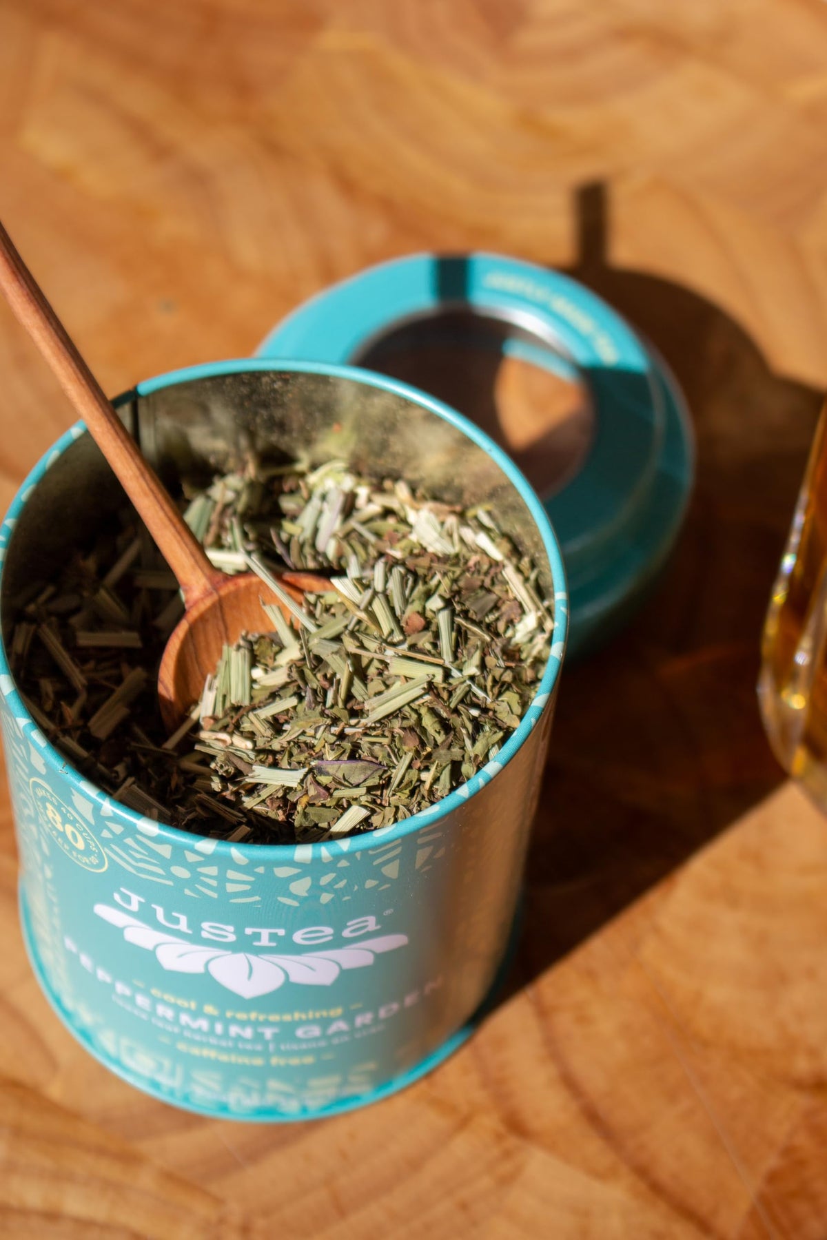 JusTea PEPPERMINT GARDEN Loose Leaf Herbal Tea, 40+ Cups Tin with Spoon 🍁 All In One Marketplace Canada