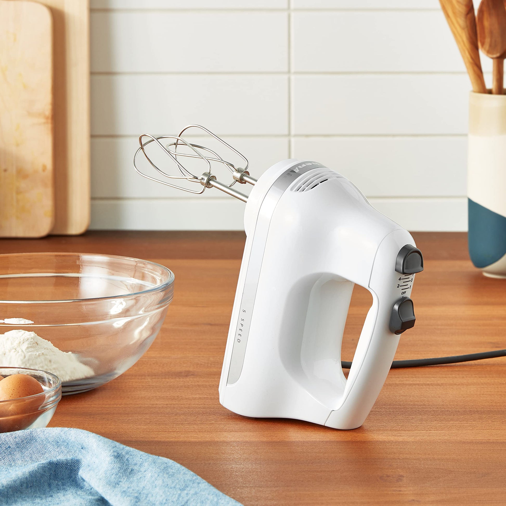 KitchenAid 5-Speed Ultra Power Hand Mixer, KHM512WH KitchenAid