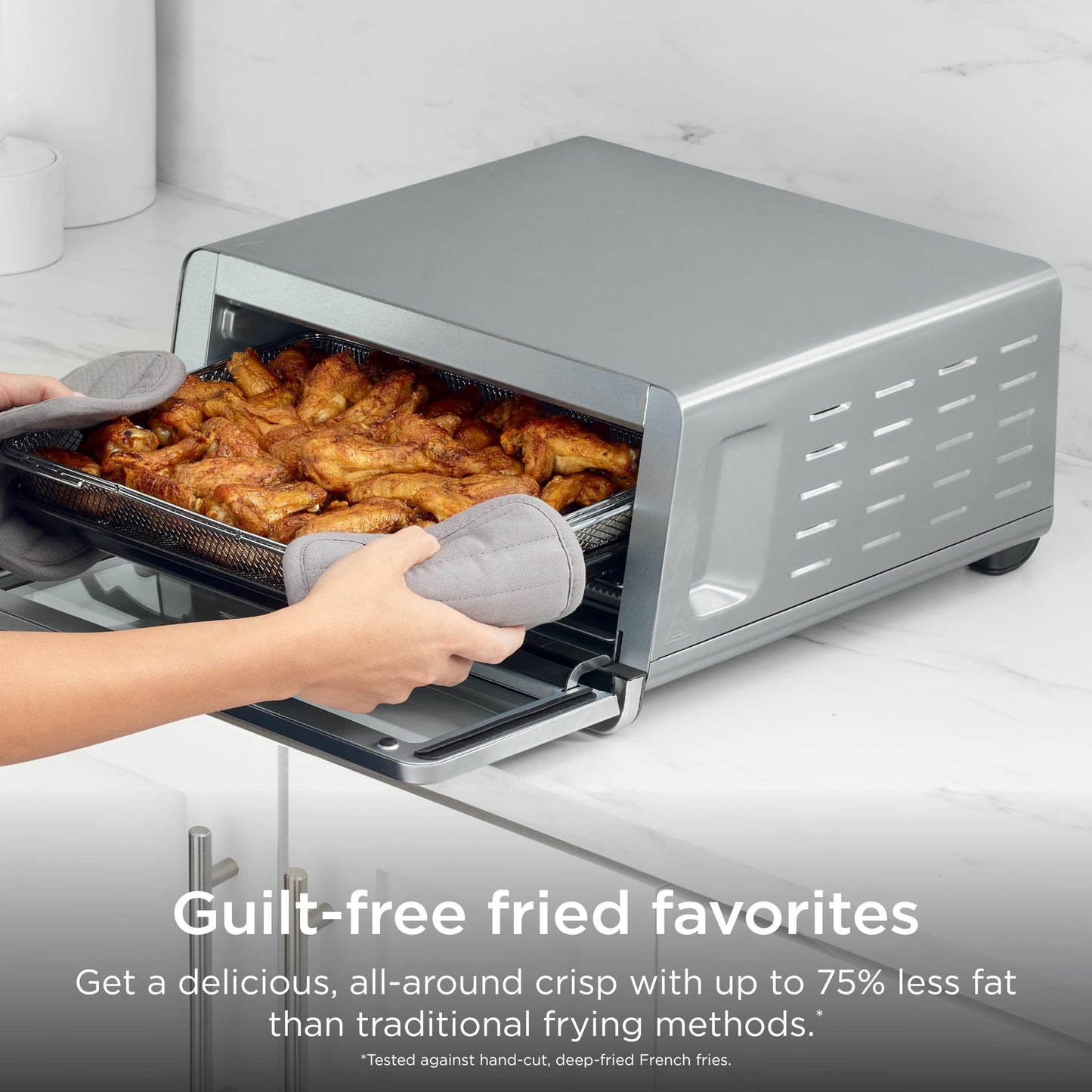 Ninja Flip Toaster Oven & Air Fryer, 8-in-1 Functionality, Flip Up & Away Capability for Storage Space SP151C (Canadian Edition)