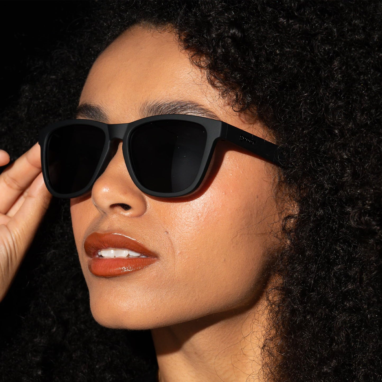 goodr A Unicorn's Calamity Polarized Sunglasses, Medium Sized (OG), Black Solid Frames with Black Non-Reflective Glare Reducing Lenses, UV400 Protection, No Slip, No Bounce - Available at All In One Marketplace Canada