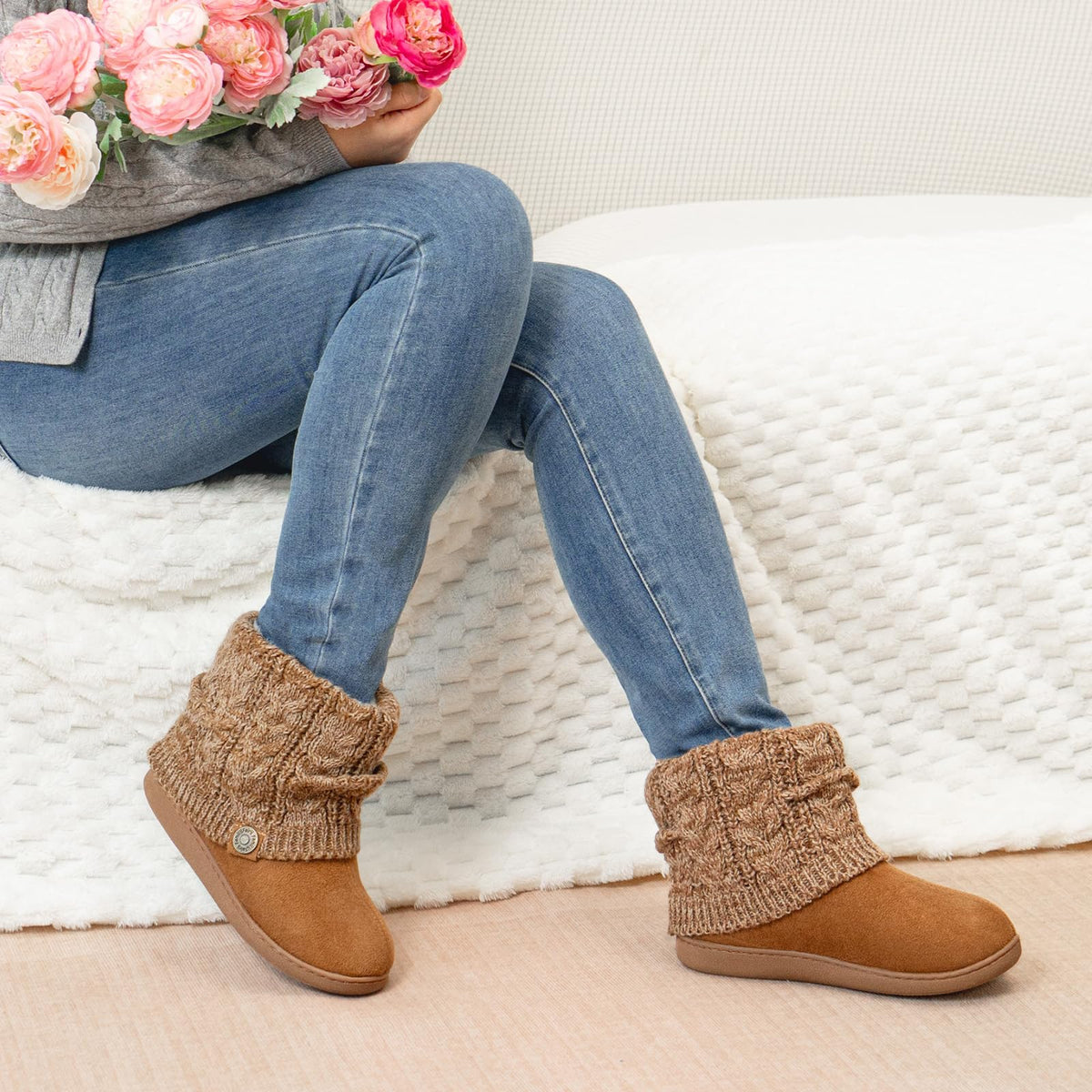 FamilyFairy Women's Bootie Slippers Warm Winter Boots Camel, 7-8 🍁 All In One Marketplace Canada