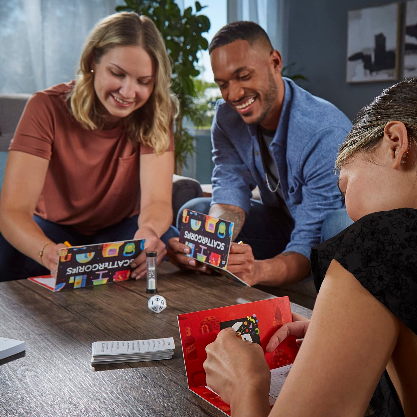 Scattergories Classic Game, Party Game for Adults and Teens Ages 13 and Up, Board Game for 2+ Players (English & French) Hasbro