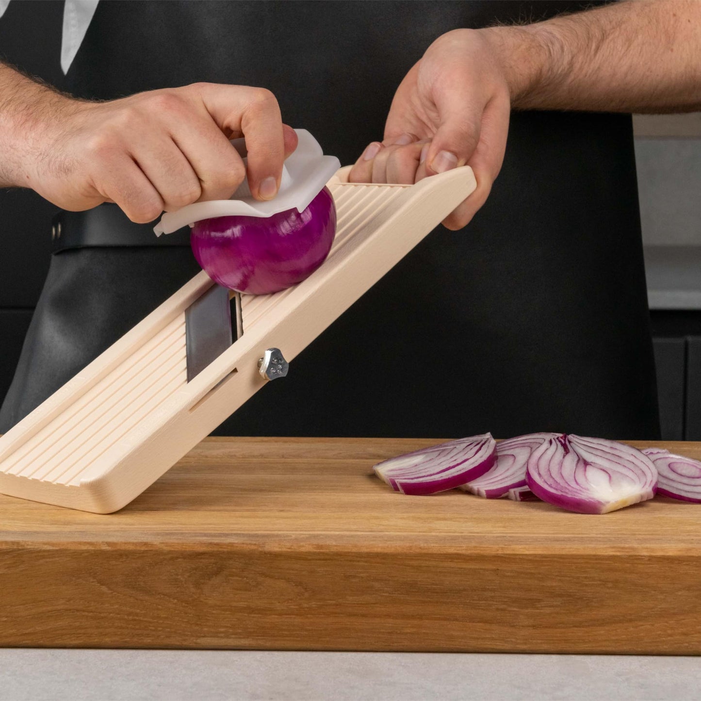 Benriner Japanese Mandolin Vegetable Cutter 3.5 Wide (7015S) - Available at All In One Marketplace Canada