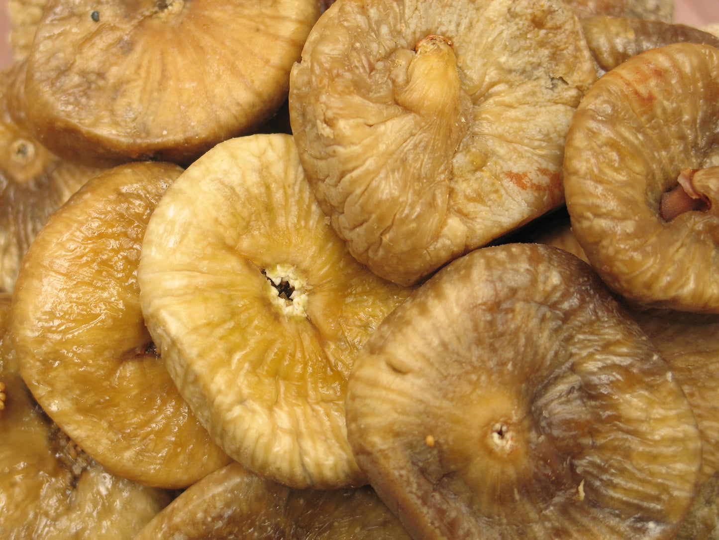 Yupik Lerida Figs, 1 kg, Gluten-Free, GMO-Free, Whole Dried Fruits, Naturally Sweet, No Sulphites, No Added Sugar, Good Source of Fiber, Healthy Snacks, Ideal for Baking OMTBEL STOOLY