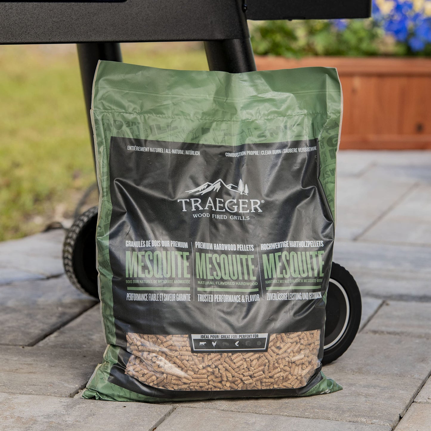 Traeger Mesquite Granulés de Bois 100 % Naturels pour Fumeurs et Barbecues à Granulés. BBQ, Cuisson, Rôtissage et Grillades, Sac de 9 kg