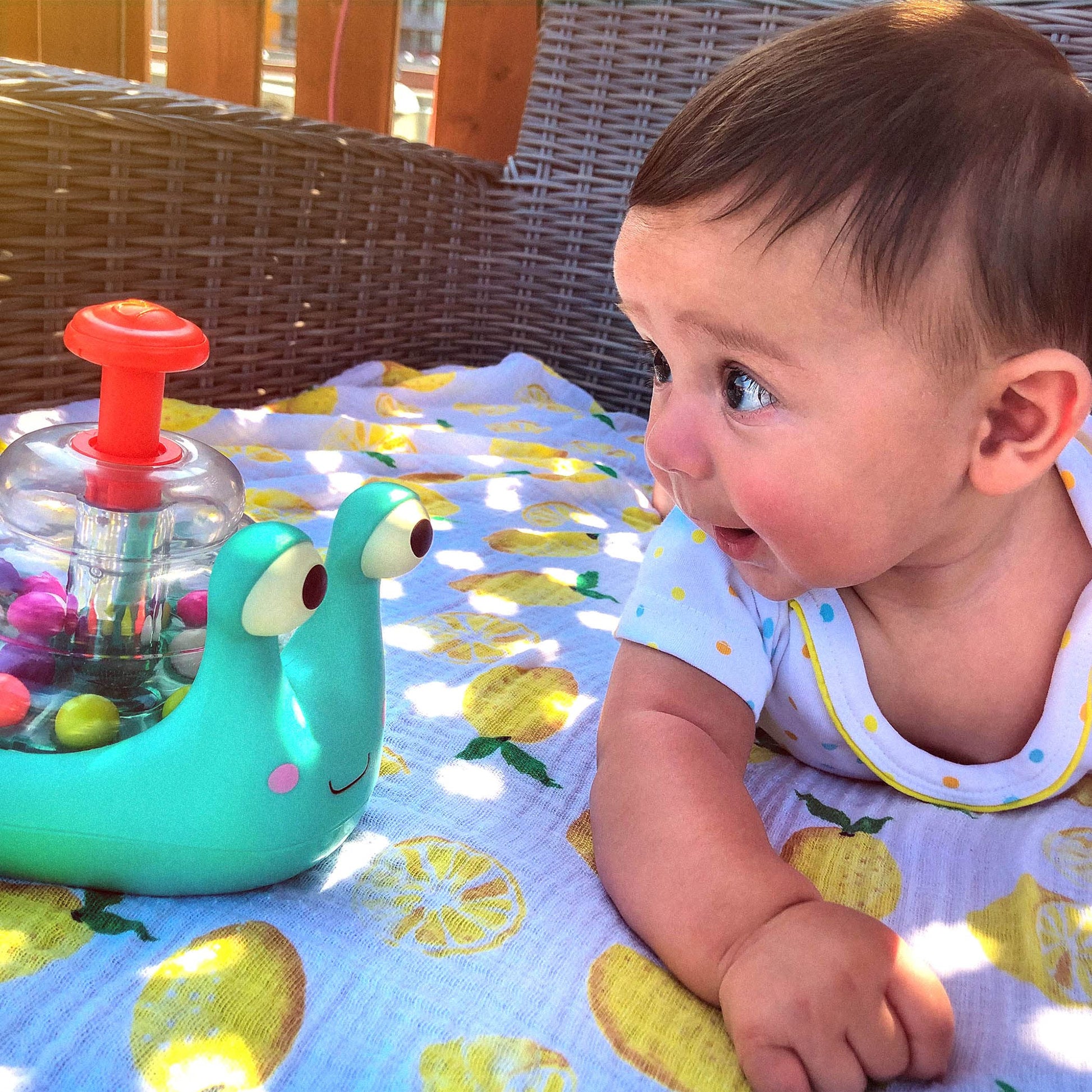 B. toys – Light Up Snail Ball PopperBaby Toy with Glowing Effects & Easy– Grip Handle – Interactive Educational Toy for Motor Skills Development – Colorful Baby Toys for 10+ Months B. toys