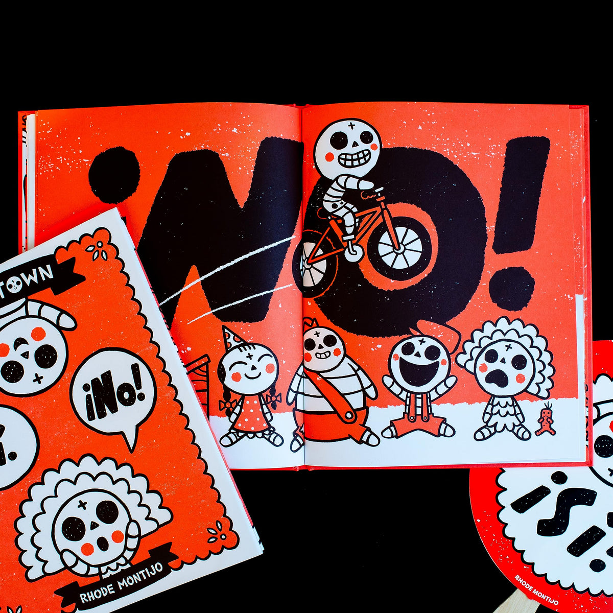 Skeletown : Oui. Non ! : Une drôle d'histoire d'amitié pour le Jour des Morts et Halloween – pour les enfants anglophones ou hispanophones de 4 à 8 ans
