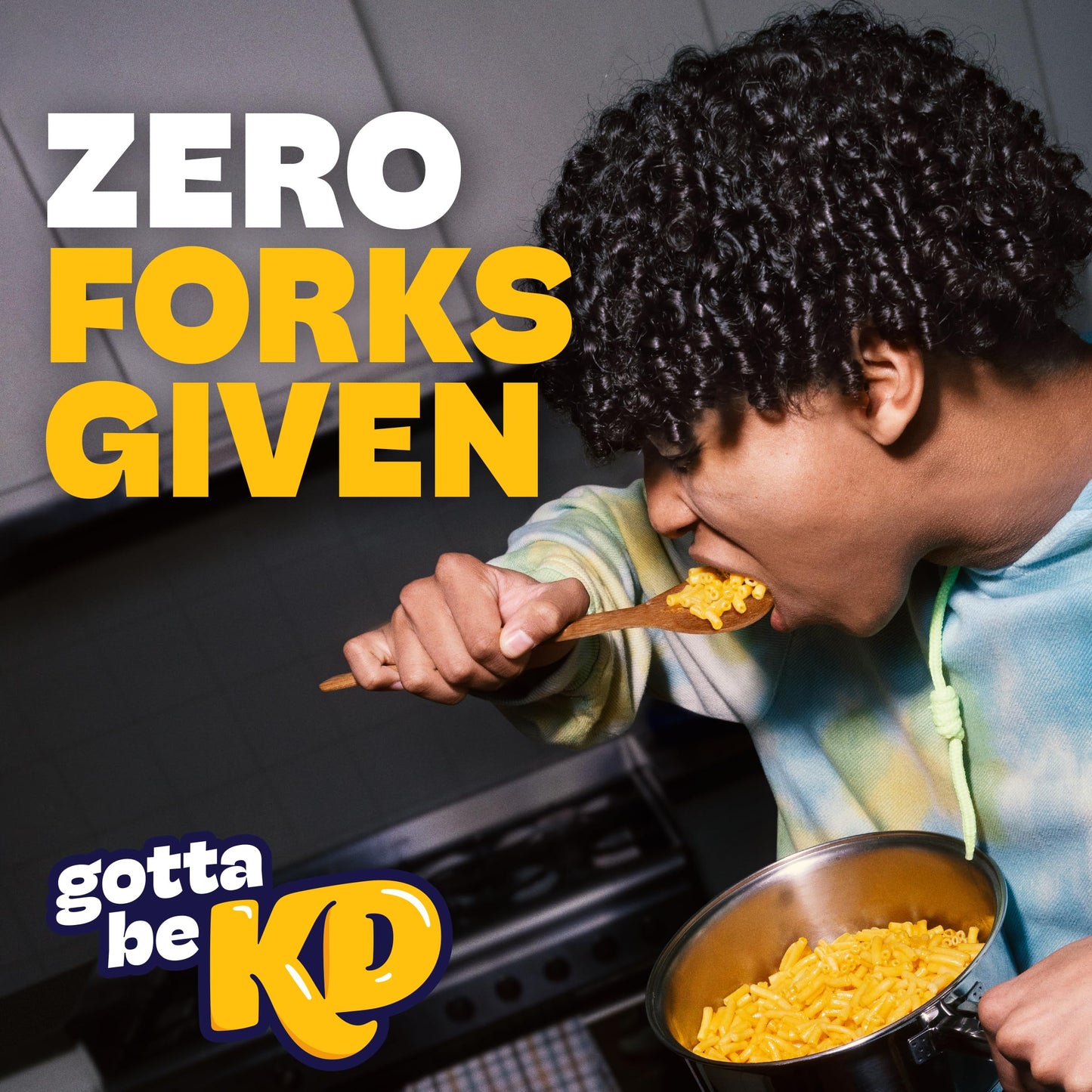 Kraft Dinner Original Mac and Cheese, 200g Box - 20 Pack Bundle