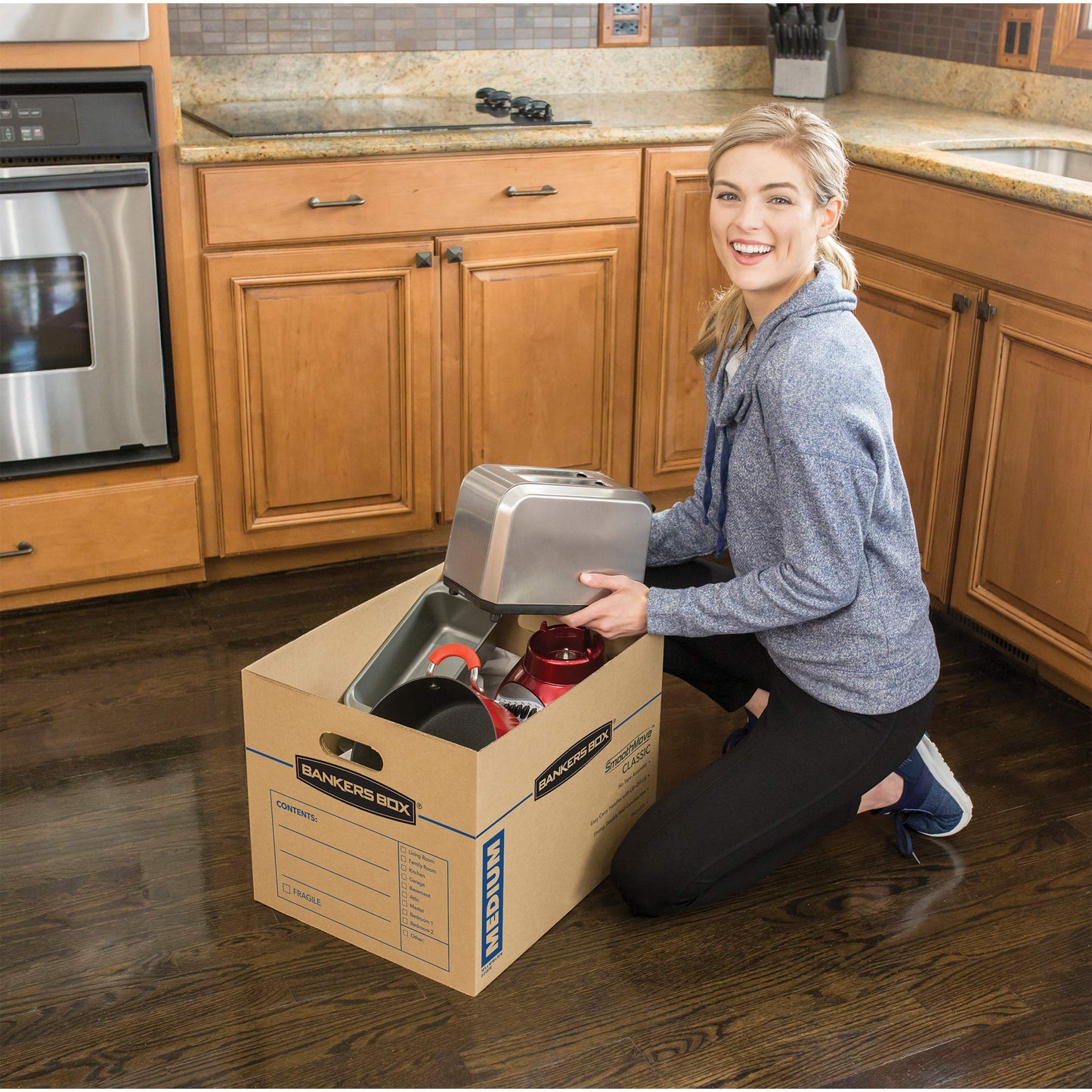 Bankers Box SmoothMove Classic Moving Boxes, No Tape Required, Medium, 20 Pack (8817202) 🍁 All In One Marketplace Canada