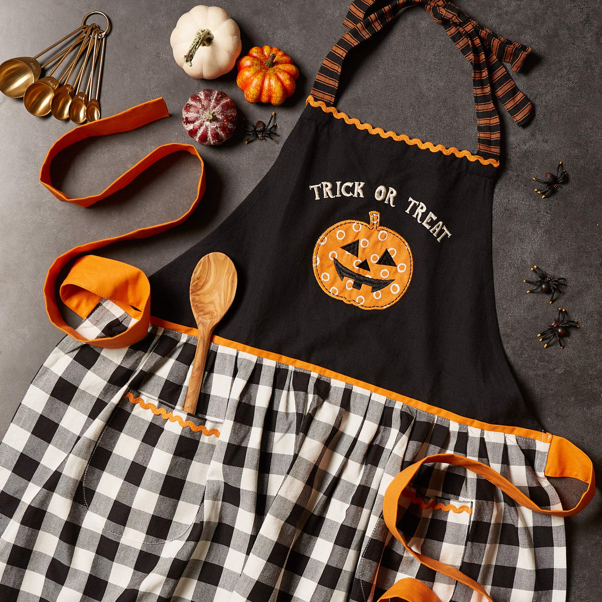 DII Halloween Jack O Lantern Collection, One Size, Trick Or Treat Apron