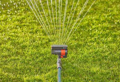 Gardena ZoomMaxx Oscillating Sprinkler on Metal Step Spike GARDENA