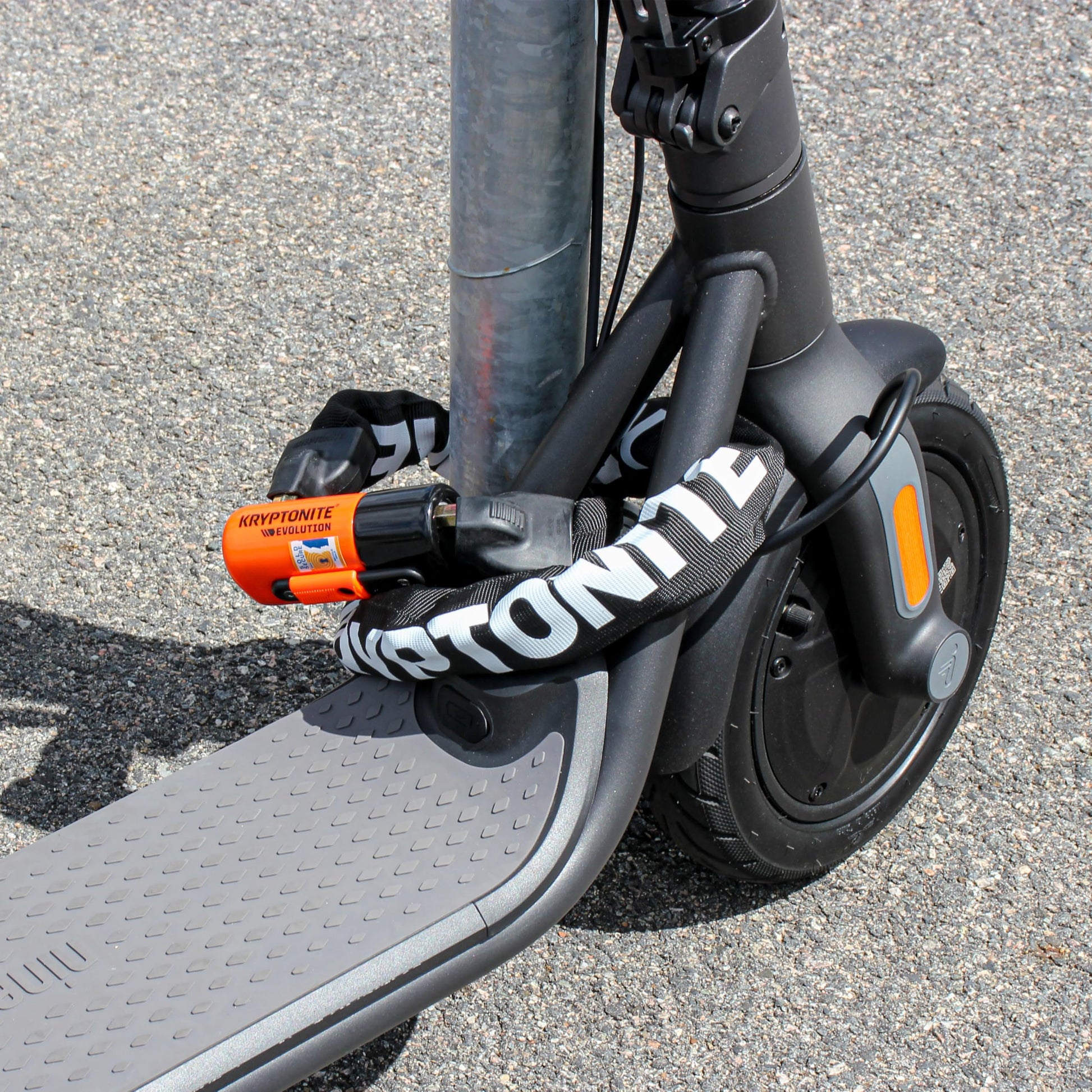 Kryptonite Evolution 4 Integrated Chain Bicycle Lock - Available at All In One Marketplace Canada