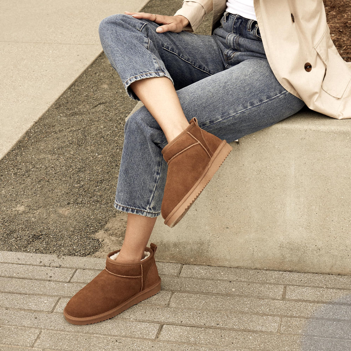 DREAM PAIRS Women's Mini Winter Snow Boots Genuine Suede,Chestnut,10 🍁 All In One Marketplace Canada