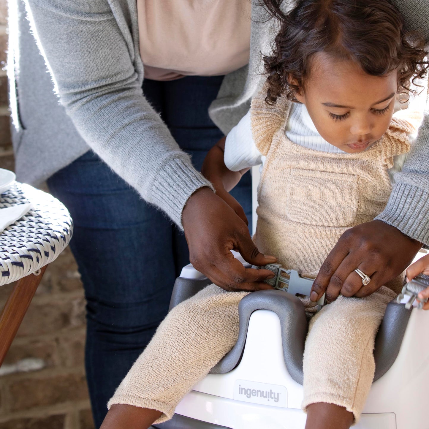 Ingenuity Baby Base 2-in-1 Booster Feeding and Floor Seat with Self-Storing Tray - Mist