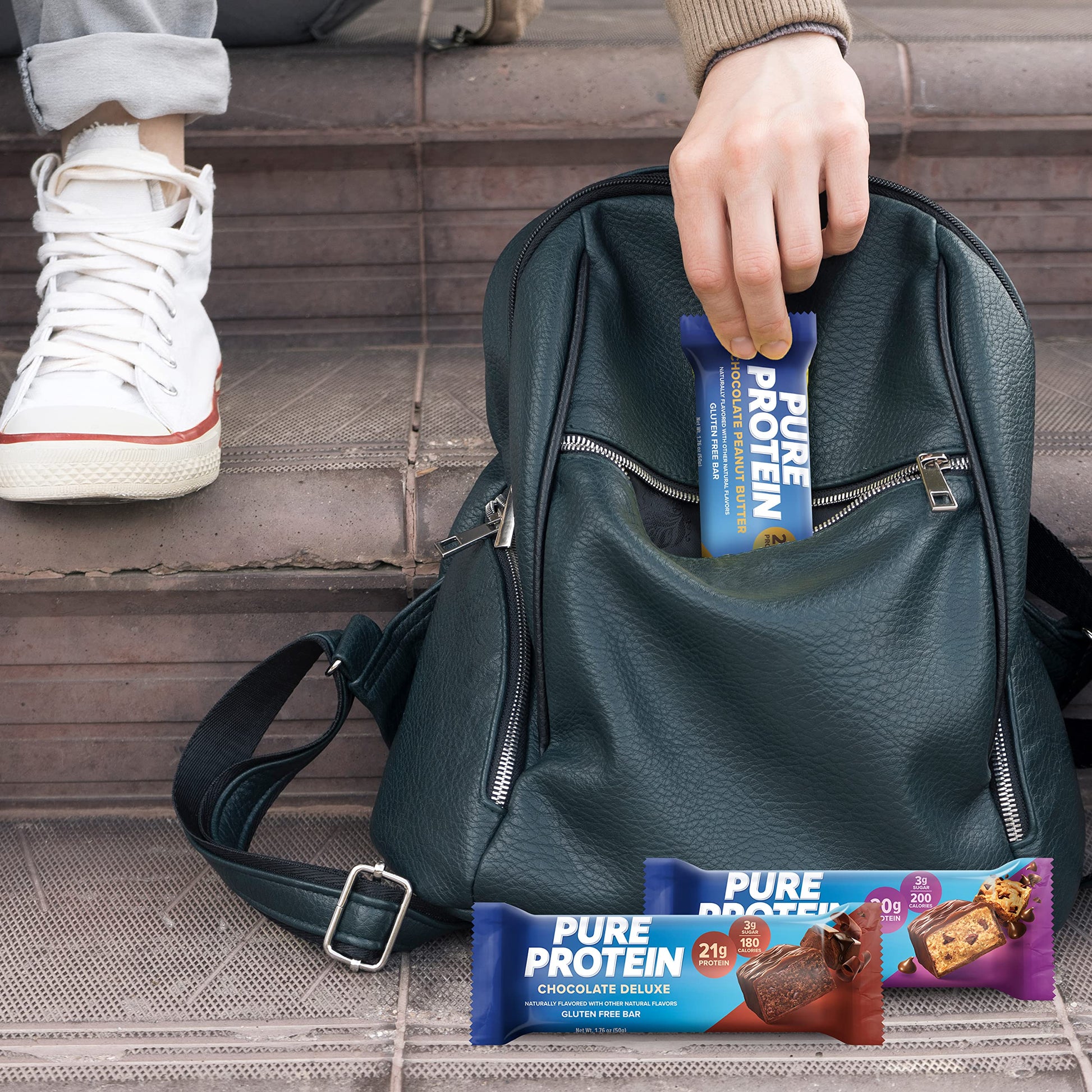 Pure Protein Variety Pack - 18 Bars (Chocolate Peanut Butter, Chewy Chocolate Chip, Chocolate Deluxe)
