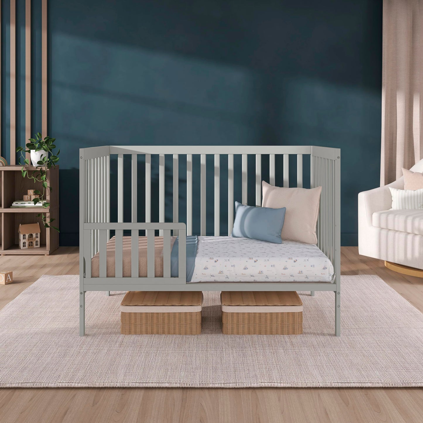 Dream On Me Synergy 5-in-1 Convertible Crib in Cool Grey, Greenguard Gold Certified, BSA Certified, 3 Mattress Height Settings, Classic Nursery Furniture 🍁 All In One Marketplace Canada