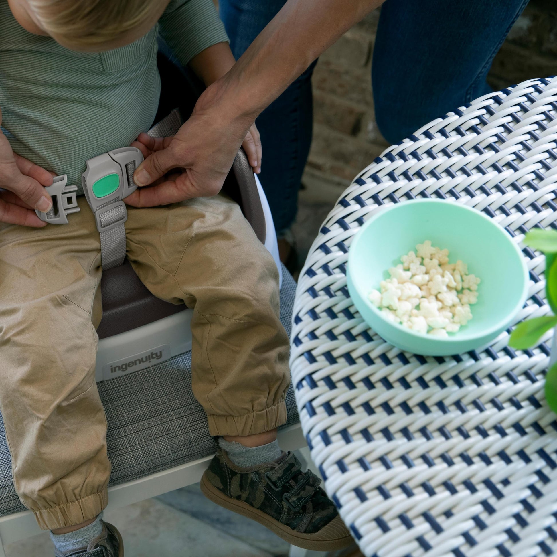 Ingenuity SmartClean Toddler Booster Seat for Kitchen Chair – Lightweight for on-the-go, Easy-Clean, 3-Point Harness Strap – Booster Seat for Dining Table, Slate - Available at All In One Marketplace Canada