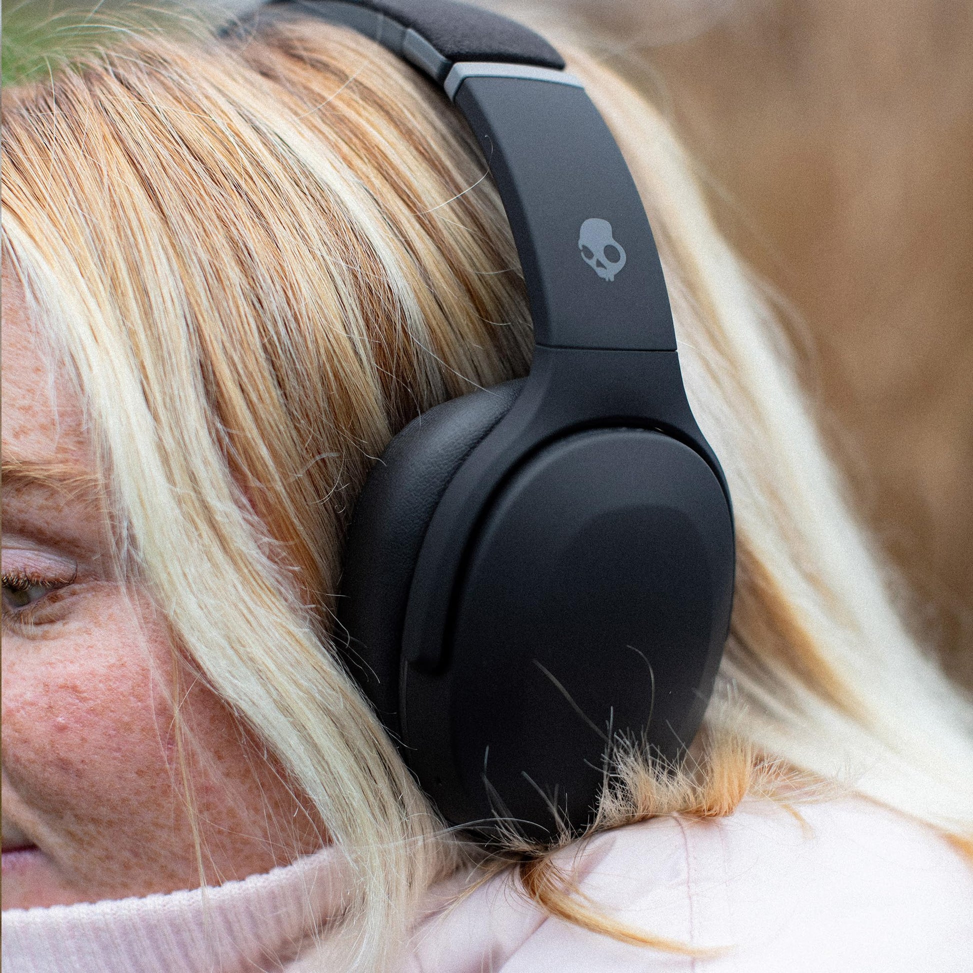 Skullcandy Crusher Evo Wireless Bluetooth Headphones with Multi-Sensory Bass, Noise Isolating Over-Ear Fit, Up to 40 Hours Battery, Microphone for iPhone Android - True Black - Available at All In One Marketplace Canada