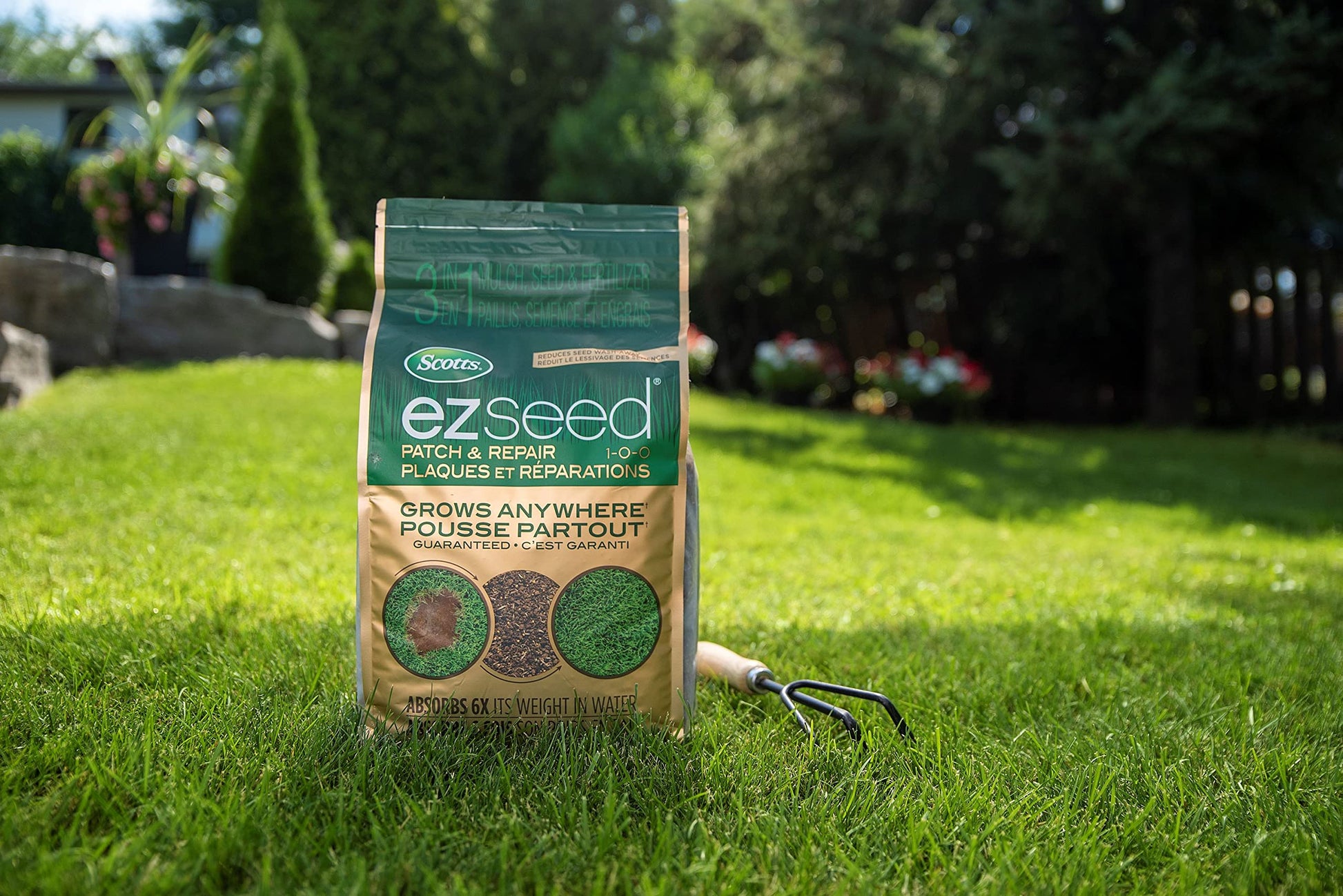 Scotts Ez Seed Patch & Repair 1-0-0, 4.54kg | Multipurpose Formula for Patch and Repair. Grows Anywhere - Available at All In One Marketplace Canada