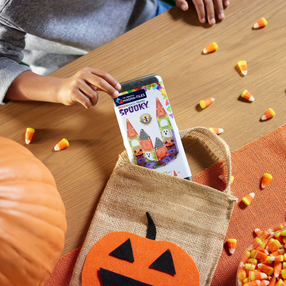 Magna-Tiles microMAGS 24-Piece Spooky Travel Set, The Original Magnetic Building Brand