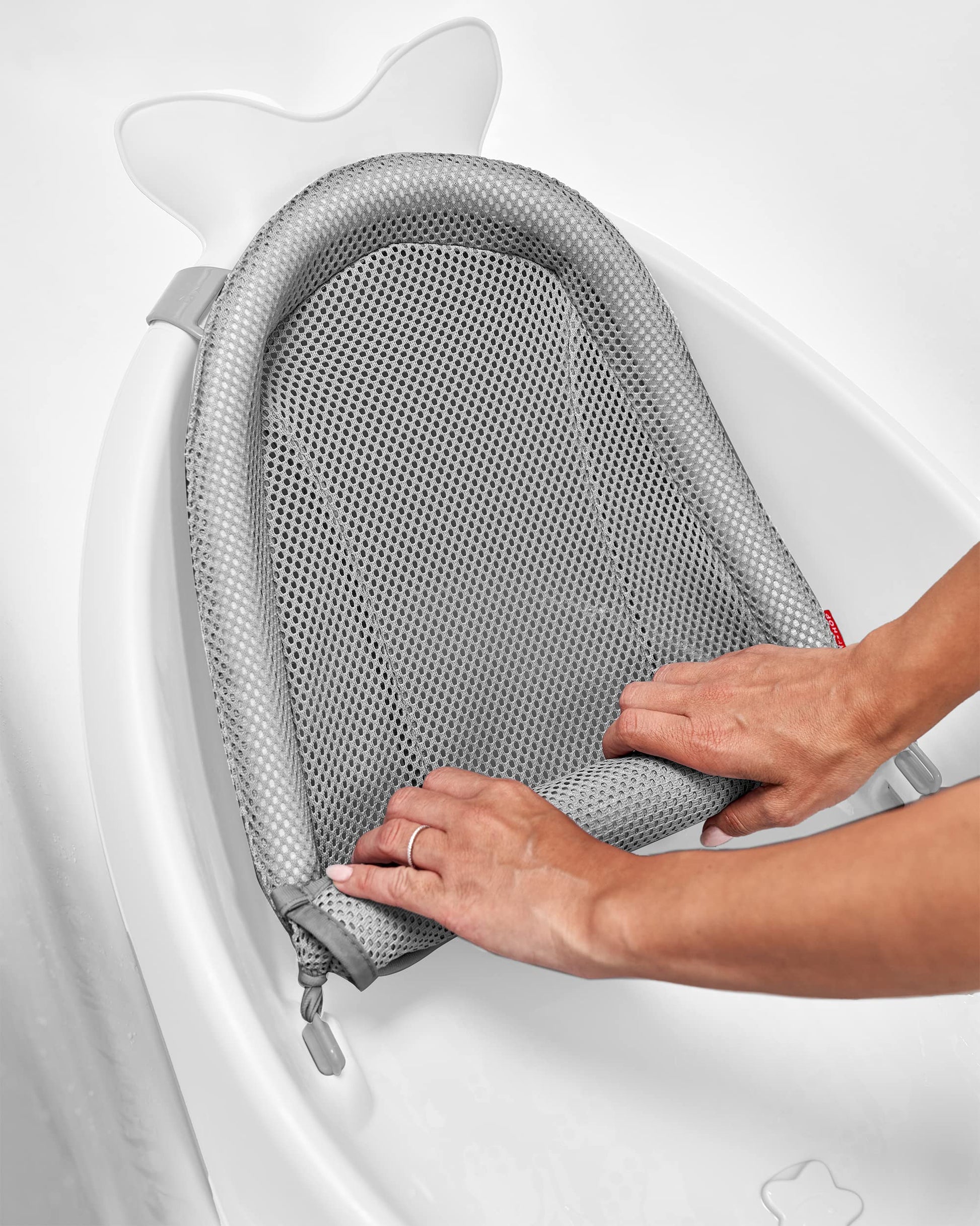 Skip Hop Infant Bath Tub 3-Stage Grow With Baby Smart Sling MOBY Bathtub White Age 0+