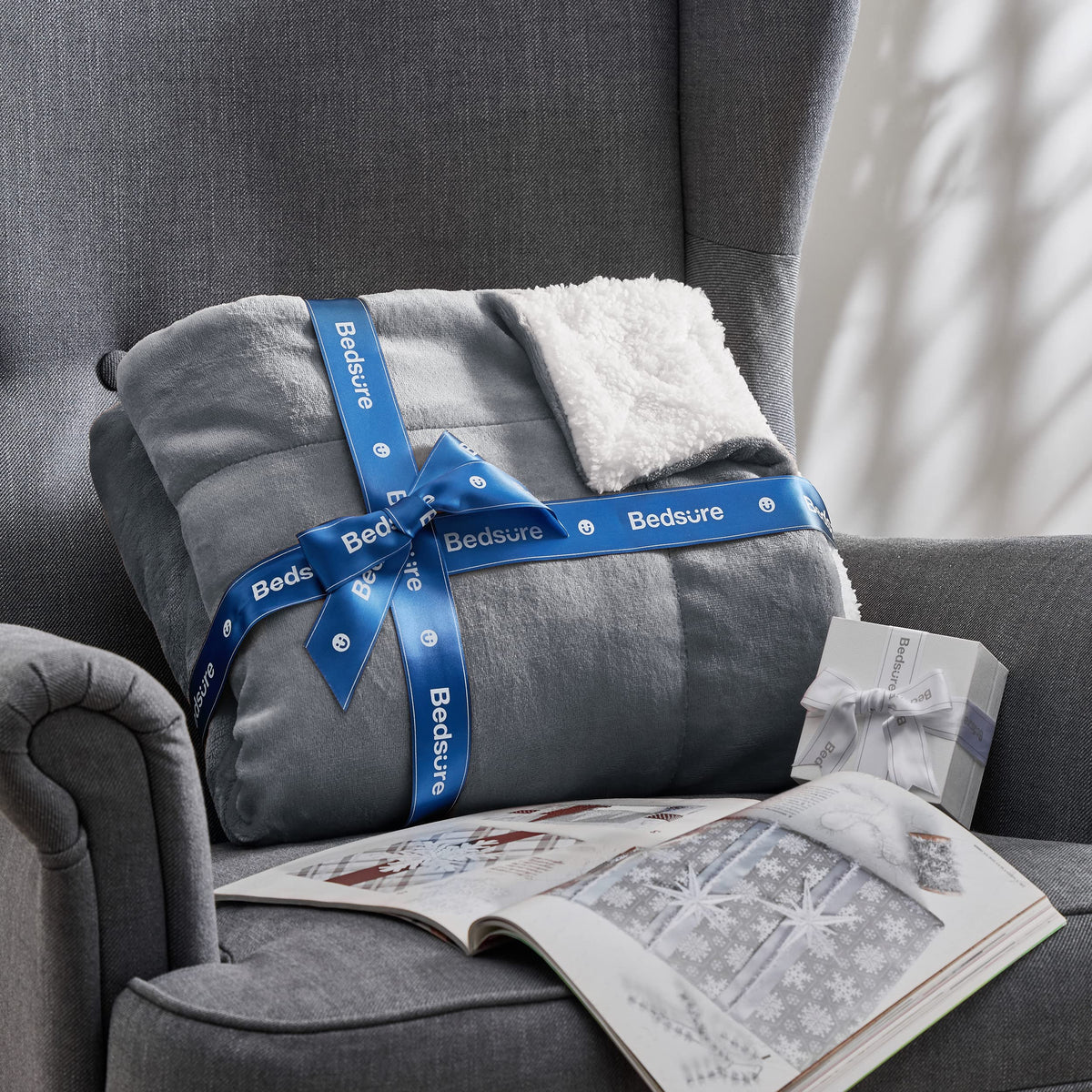 Bedsure Reversible Throw Sherpa Blanket for Bed, Grey, 50x60 Inch 🍁 All In One Marketplace Canada