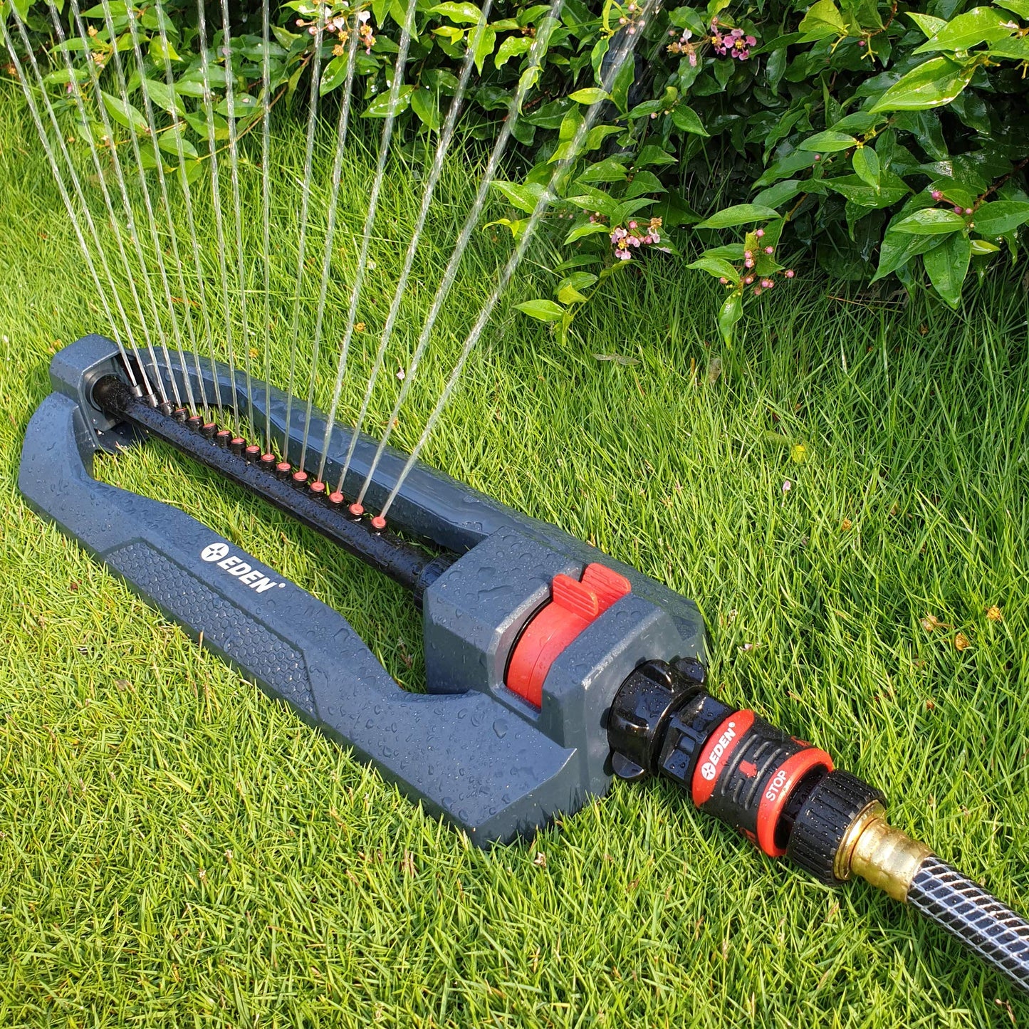 Eden 96213EDAMZ Weighted Essential Oscillating Sprinkler | Covers Up to 3,600 sq. ft., 16 Precision Nozzles, Adjustable Range, Turbo Drive Motor, Quick Connect Bundle, Stainless Steel Filters, Black