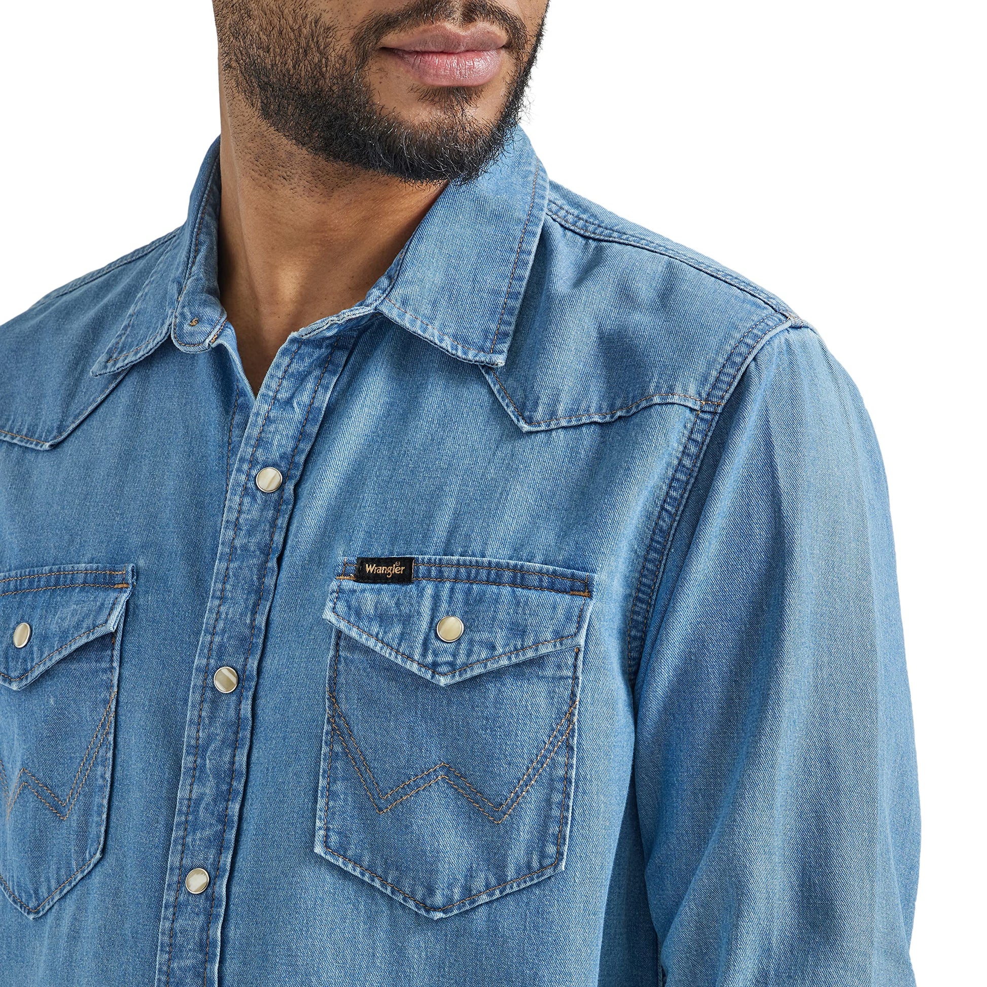 Wrangler Men's Iconic Denim Regular Fit Snap Shirt, Lake Wash, Large Wrangler